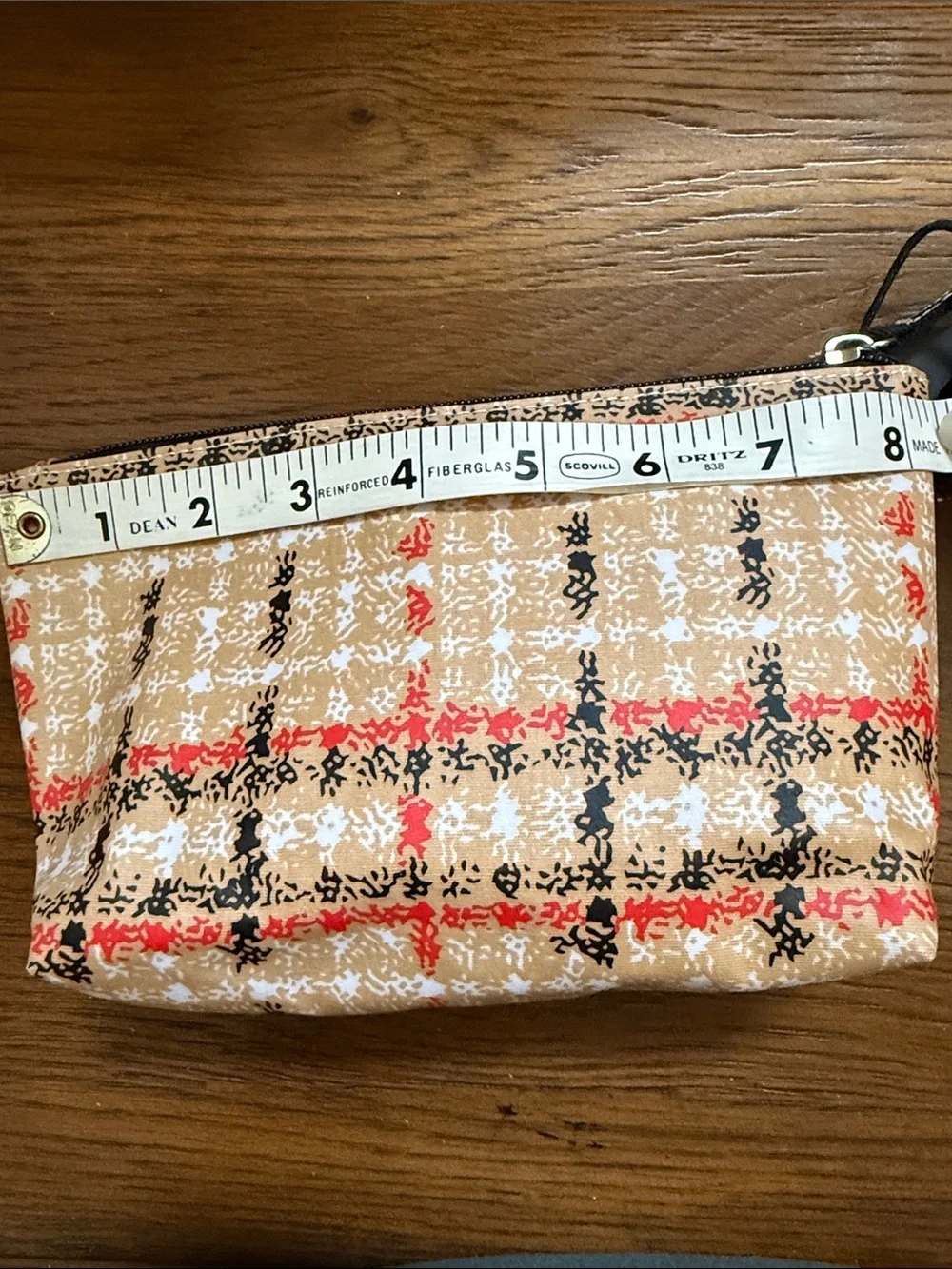 Scout Twiggy Makeup Bag in Tan, Red, Black & White.